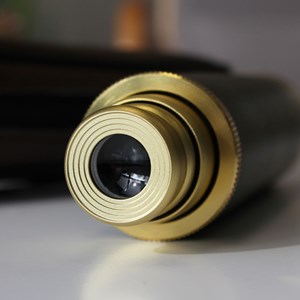 Monoculaire télescopique x25 lentille 30 mm effet cuir nature