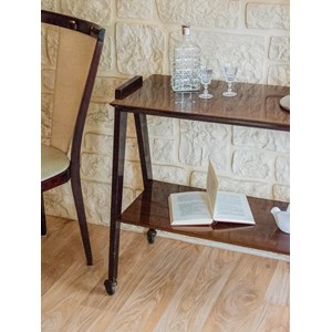 Anouk, la desserte en bois laqué n°216