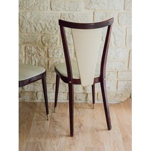 Alma, la chaise baumann en cuir n°1091