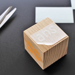 Cubes étapes calendrier bébé enfant bois