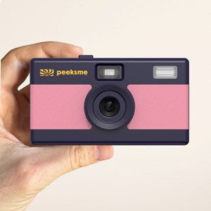 Appareil photo peeksme rose + 1 paire de clips jaune + 1 lanière bleue