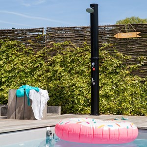 Douche solaire fidgi noire 35l