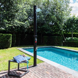 Douche solaire moorea noire 18l