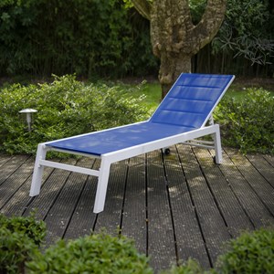 Bain de soleil barbados en textilène bleu - aluminium blanc