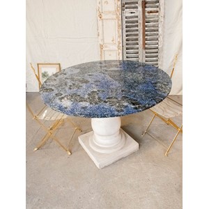 Table à manger en marbre bleu n°1035