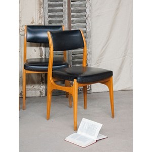 Lot de 4 chaises scandinaves n°1095