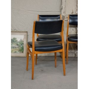 Lot de 4 chaises scandinaves n°1095