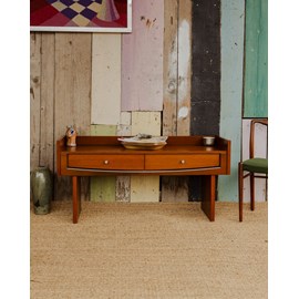 Margaret, l'enfilade en bois n°327