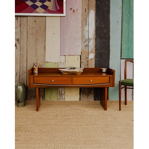 Margaret, l'enfilade en bois n°327