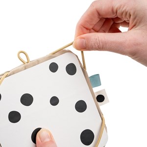 Support avec cartes de motifs contrastés