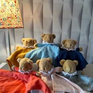 Doudou plat avec hochet ours rose poudré