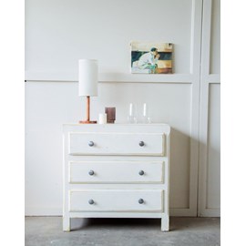 Commode en bois patinée n°179