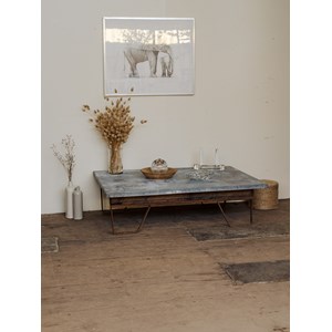 Donna, la table basse industrielle n°630