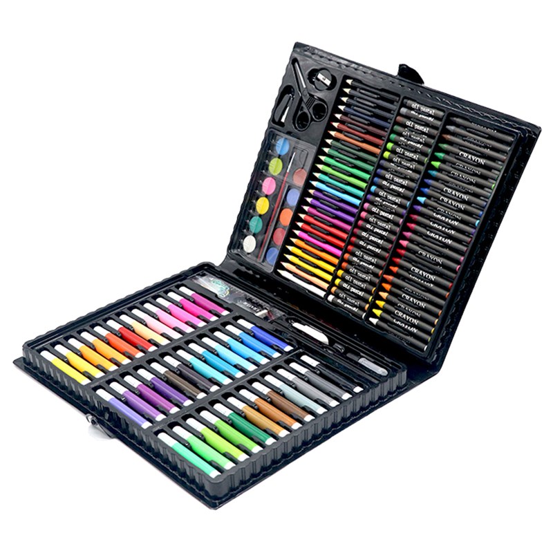 Set de peinture avec 150 pièces. Comprend des crayons, des aquarelles.