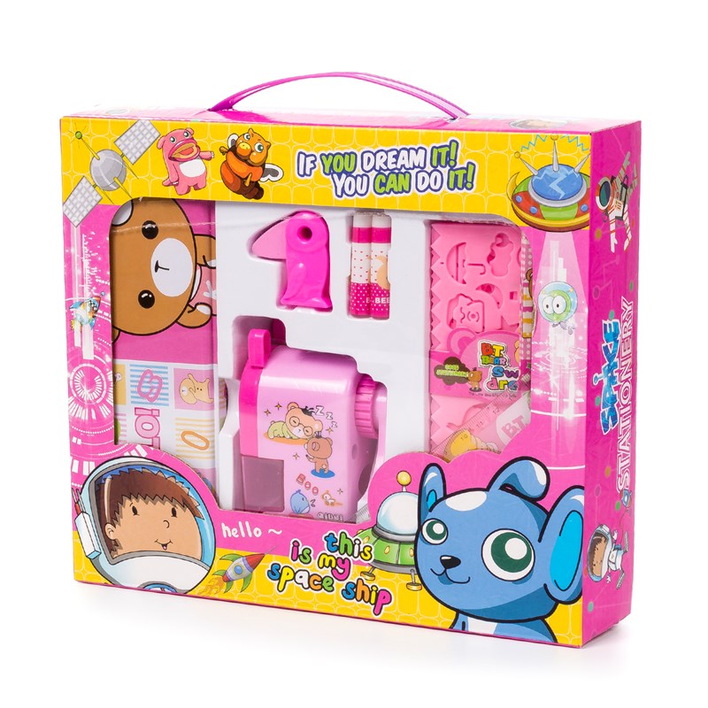 Ensemble de papeterie avec étui métallique et accessoires d'écriture.