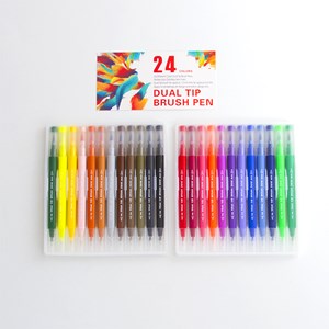 Set de 24 marqueurs couleurs double pointe, pointe fine 0,4 mm.