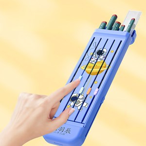 Étui design exclusif avec couvercle magnétique.