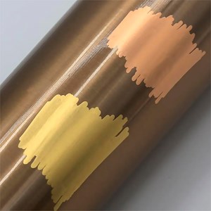 Marqueur 0,7 mm biseauté en chrome liquide métallique miroir.