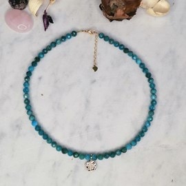 Collier ras-de-cou apatite