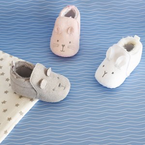 Chaussons gris (0-6 mois)