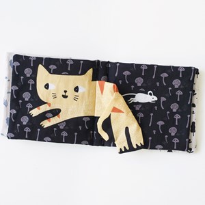 Livre bébé en tissu peekaboo pets