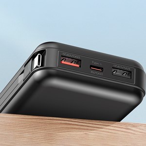 Powerbank 20.000mah avec charge rapide pd22,5w, câble usb-c intégré.