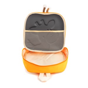 Sac à dos pour enfants avec un design de girafe. Avec un dos.