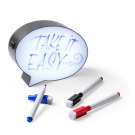 Nathan, tableau à craie avec intérieur éclairé par leds.