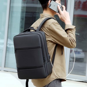 Sac à dos de voyage avec une grande résistance, imperméable.