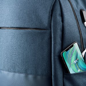 Sac à dos trolley connexion usb. Poche matelassée pour ordinateur portable.