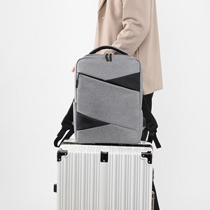 Sac à dos pour ordinateur portable avec interface de chargement usb.
