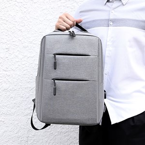Sac à dos pour ordinateur portable avec interface de chargement usb.