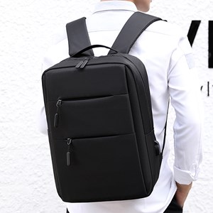 Sac à dos pour ordinateur portable avec interface de chargement usb.