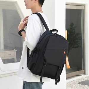 Sac à dos pour ordinateur portable avec interface de chargement usb.