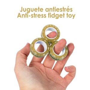 Magnetic fidget glow rings, des anneaux magnétiques, brillent dans l'obscurité.