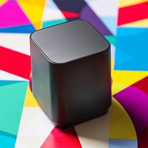 Enceinte lumières led. Connexion bluetooth. Puissance sonore 3w.