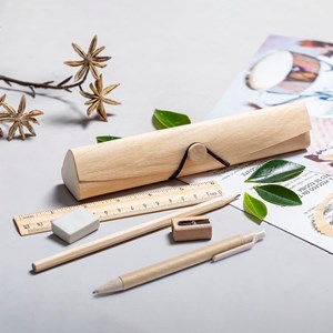 Étui palermo avec 5 accessoires.