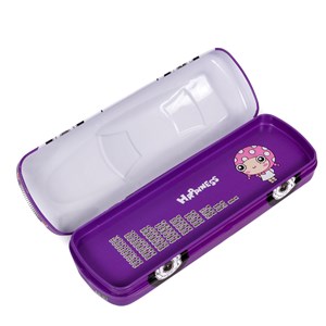 Étui de rangement enfant en métal design de voiture de course 3d.