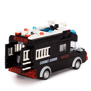 Fourgonnette de police swat avec lumières et effets sonores.