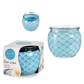 Bougie parfumée dans un pot en verre, odeur de linge propre.