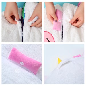 Sac de couchage convertible en coussin, pour enfants, licorne. Touche peluche.