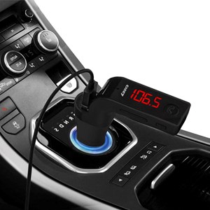 Kit 4 en 1 avec mains libres bluetooth et émetteur fm pour voiture