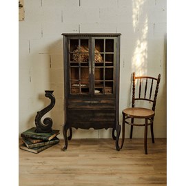 Madeleine, la bibliothèque en bois n°101