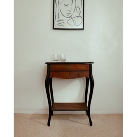 Louise, la coiffeuse en bois n°212