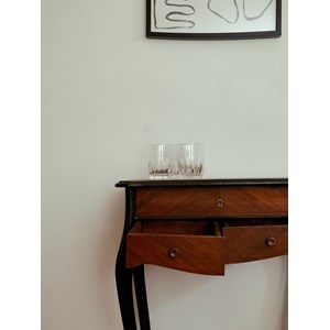 Louise, la coiffeuse en bois n°212