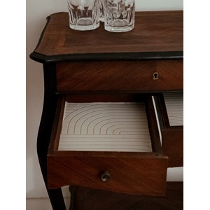 Louise, la coiffeuse en bois n°212