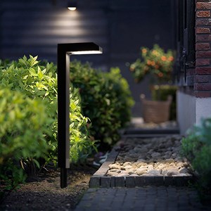 Lot de 4 potelets solaires à piquer noir torly