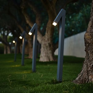 Potelet solaire noir soltek