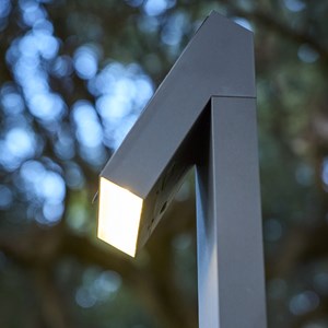 Potelet solaire noir soltek