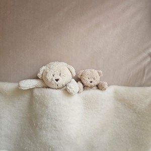 Petit ours sensoriel sable